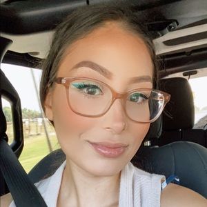 Meet your Posher, Marisol